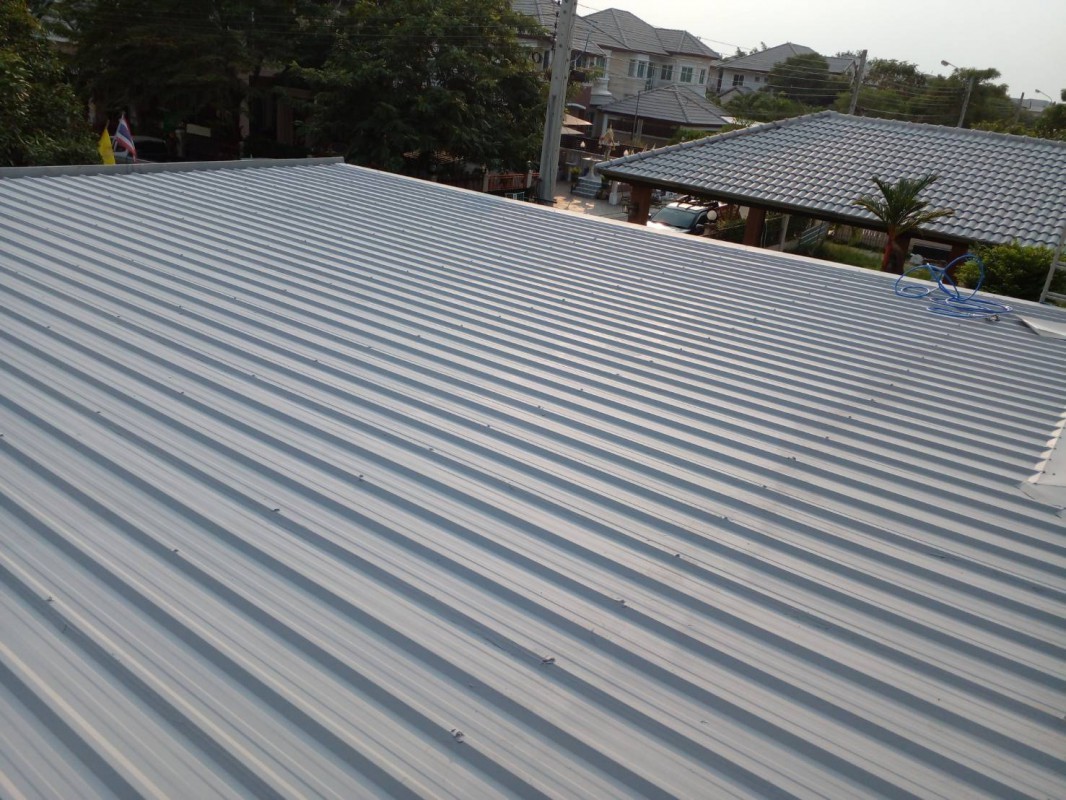 Acryrubber-on-metal-sheet